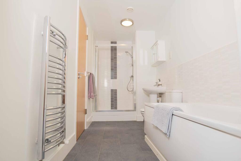 Beautiful 2 Bed In Central Birmingham: A Hidden Gem! Exteriör bild